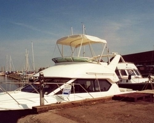 Bayliner Carisma